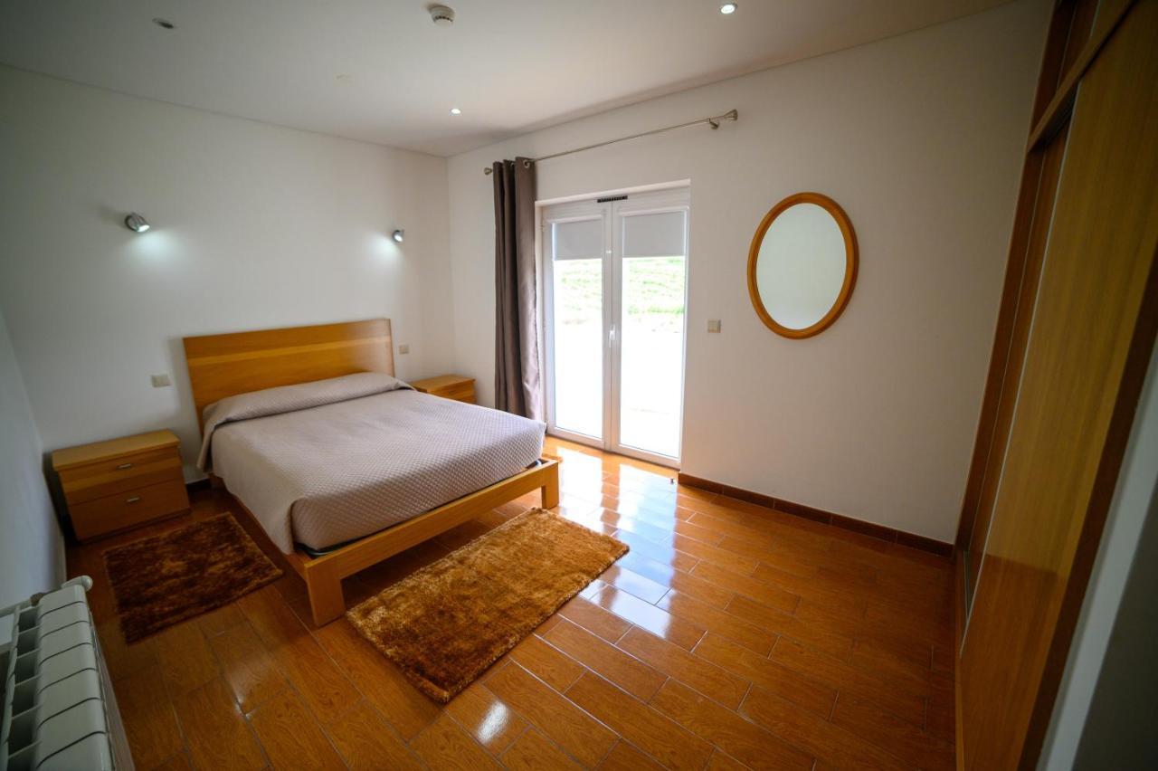 Funileiro, Apartamentos E Quartos Amares Eksteriør bilde